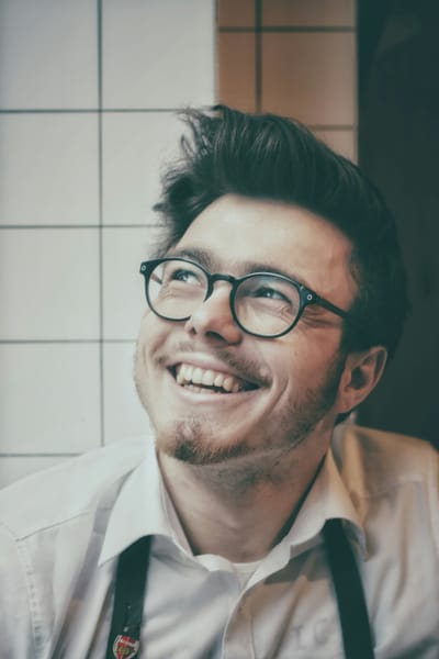 How to craft viral content that actually stops scrollers in their tracks